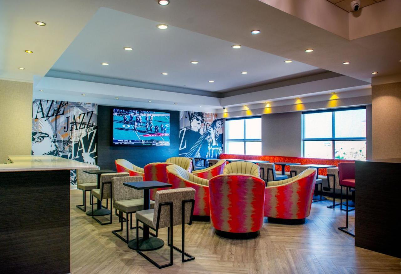Holiday Inn Baton Rouge College Drive I-10 By Ihg Exterior foto