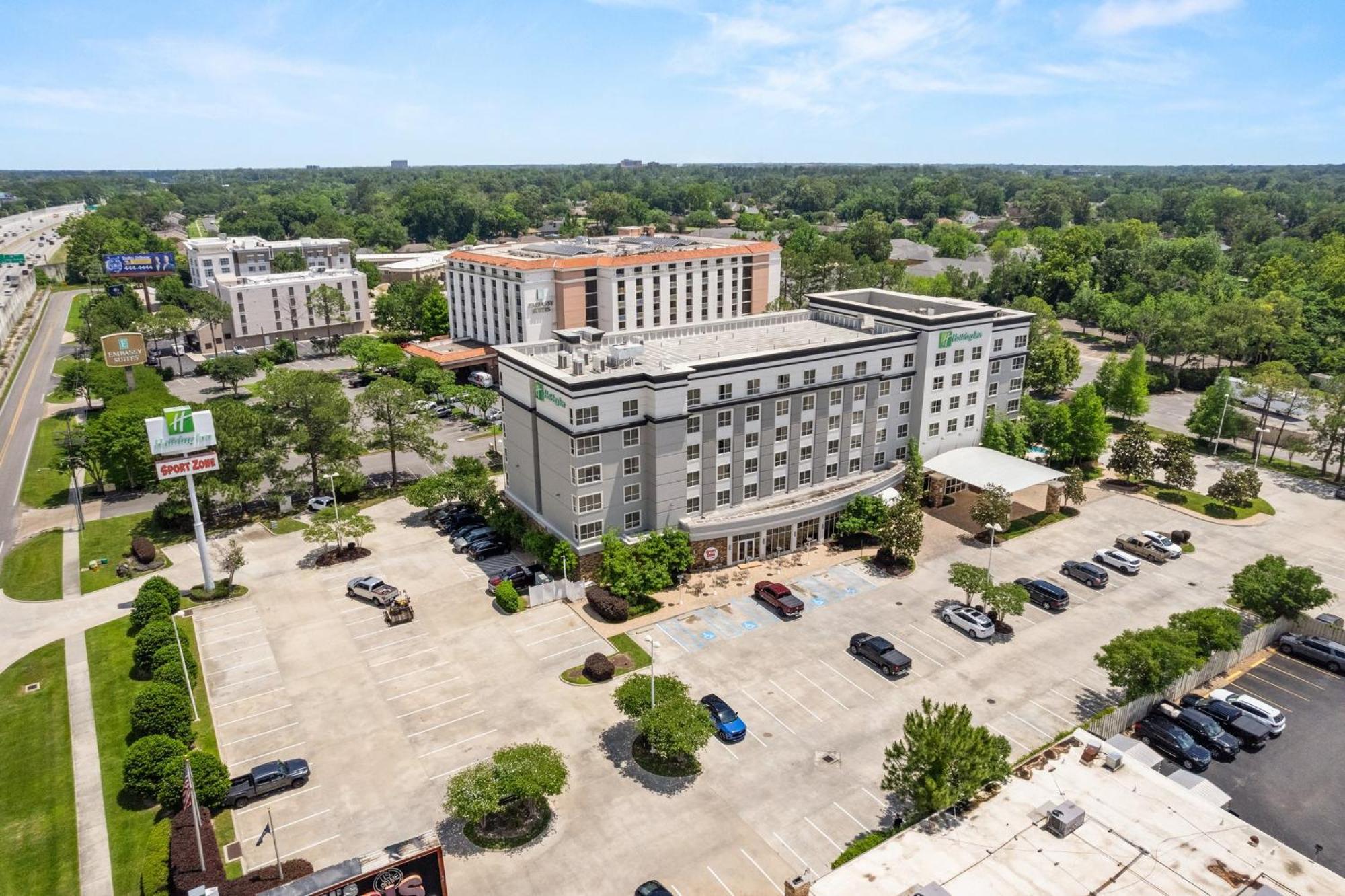 Holiday Inn Baton Rouge College Drive I-10 By Ihg Exterior foto